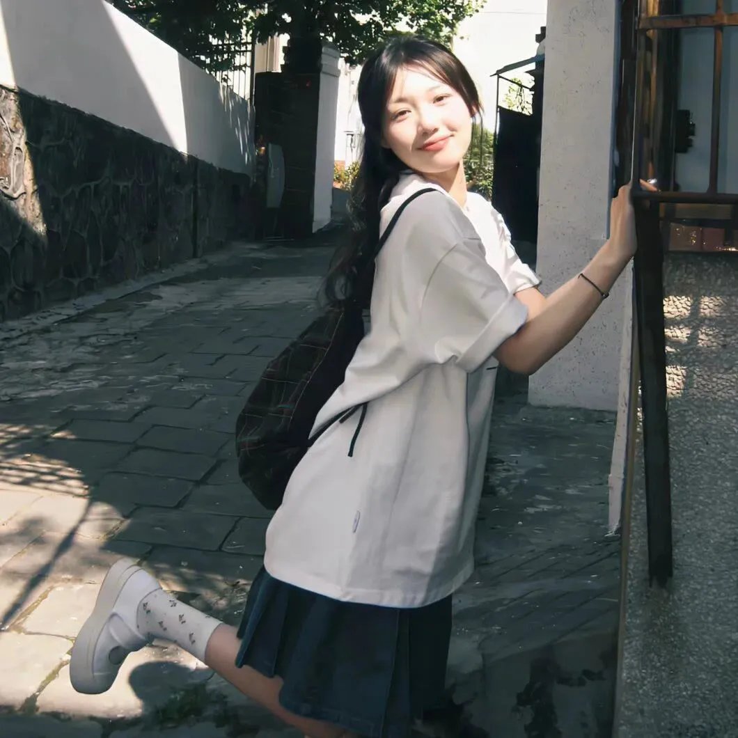 红色八爪女